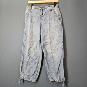 Anthropologie - Pilcro • Relaxed Capri Jeans